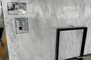 Iris white marble slab with competitive price